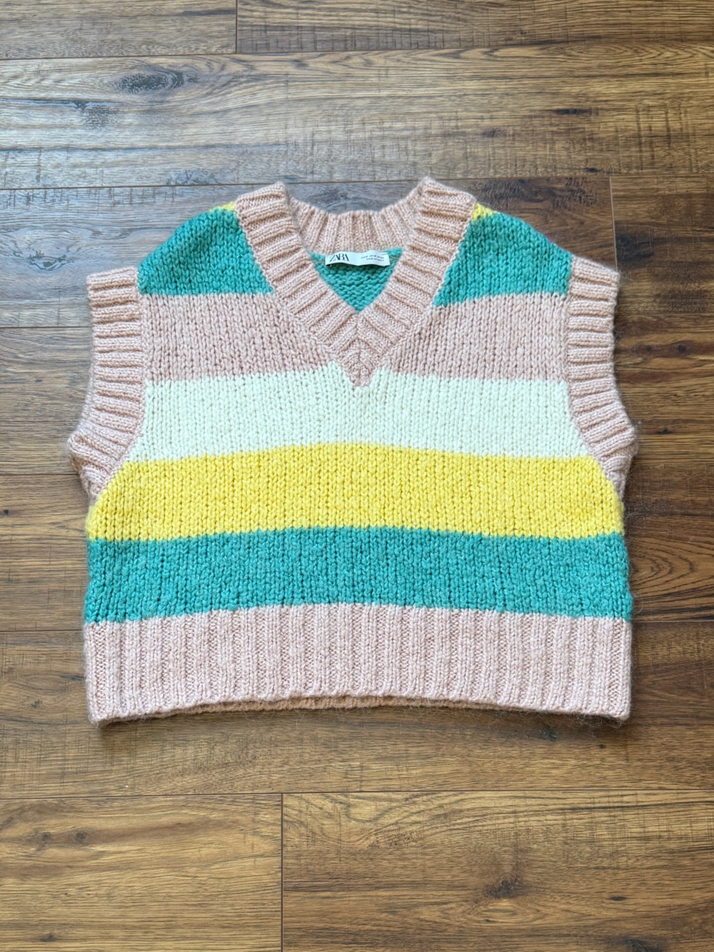 Zara Women’s Pastel Striped Wool Alpaca Blend V Neck Sweater Vest Size Medium